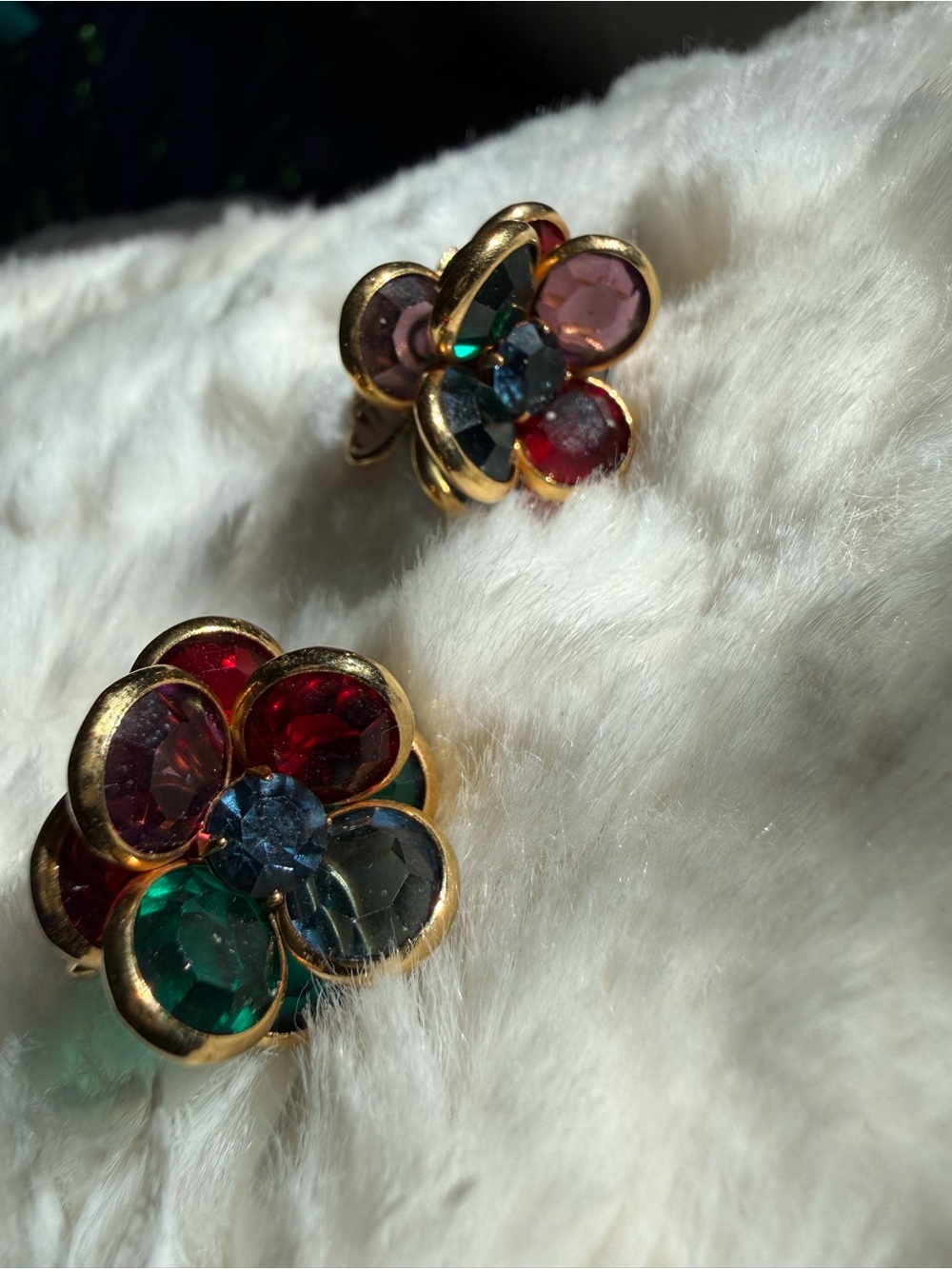 Vintage colorfull clip earrings